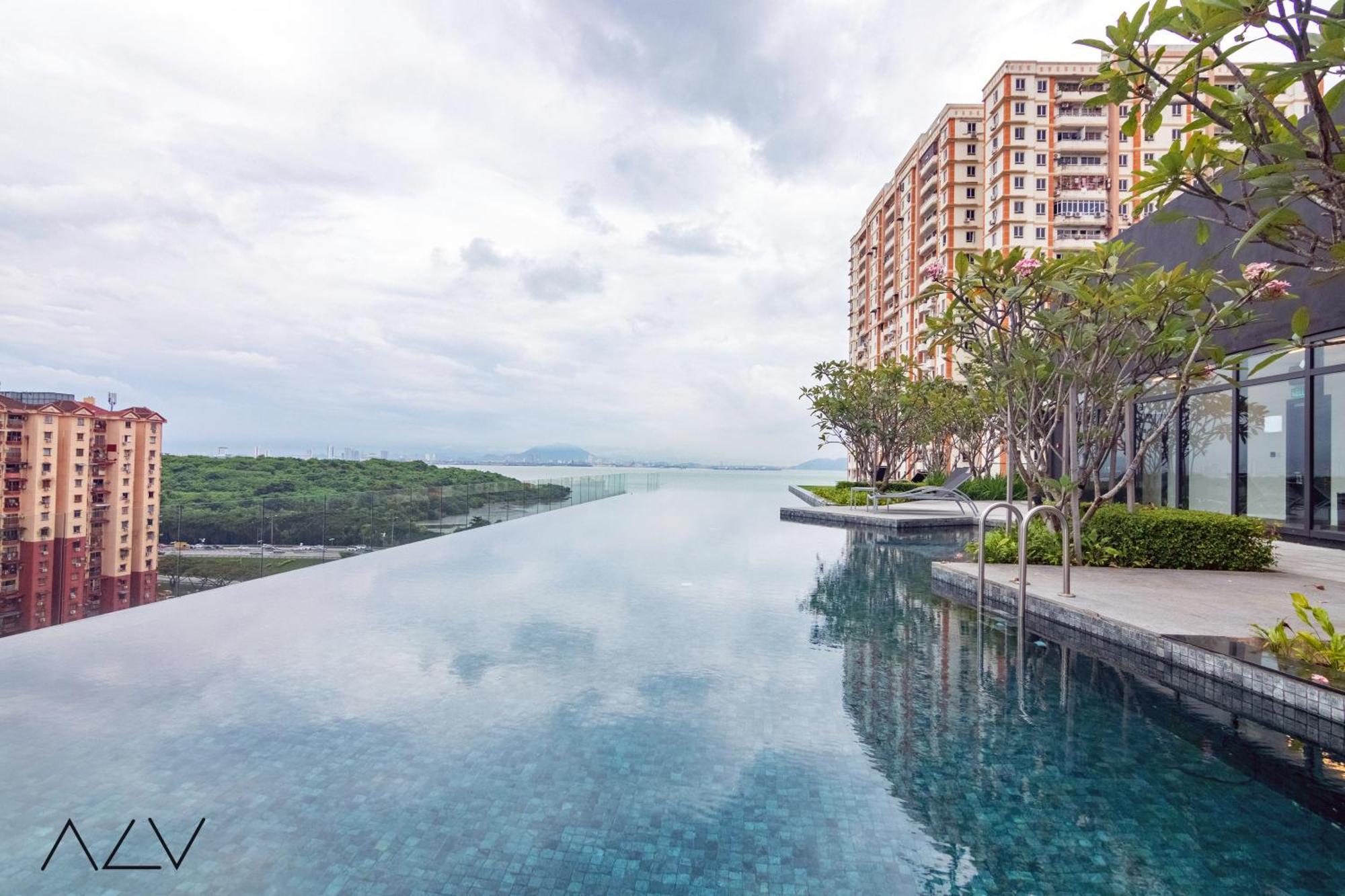Urban Suites, Spectre Collection By Stellar Alv Jelutong Exteriör bild